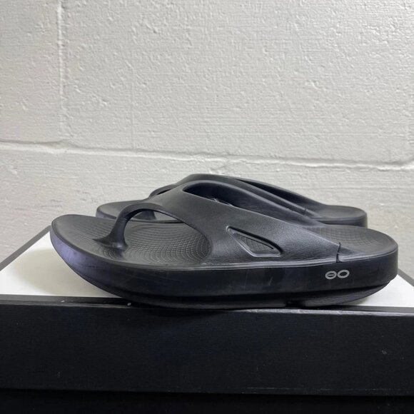 OOFOS OOlala Black Recovery Sandals Thong Slide Slip On Women's 10 Men's 8 - Picture 3 of 8